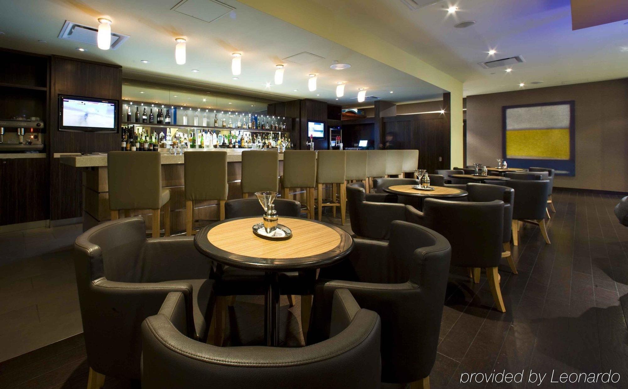 เดลต้า โฮเต็ล บาย แมริออท โบสฌูร์ Hotel มองก์ตัน ร้านอาหาร รูปภาพ